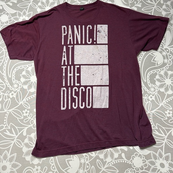 Burgundy Panic! At The Disco graphic tee - Picture 1 of 5